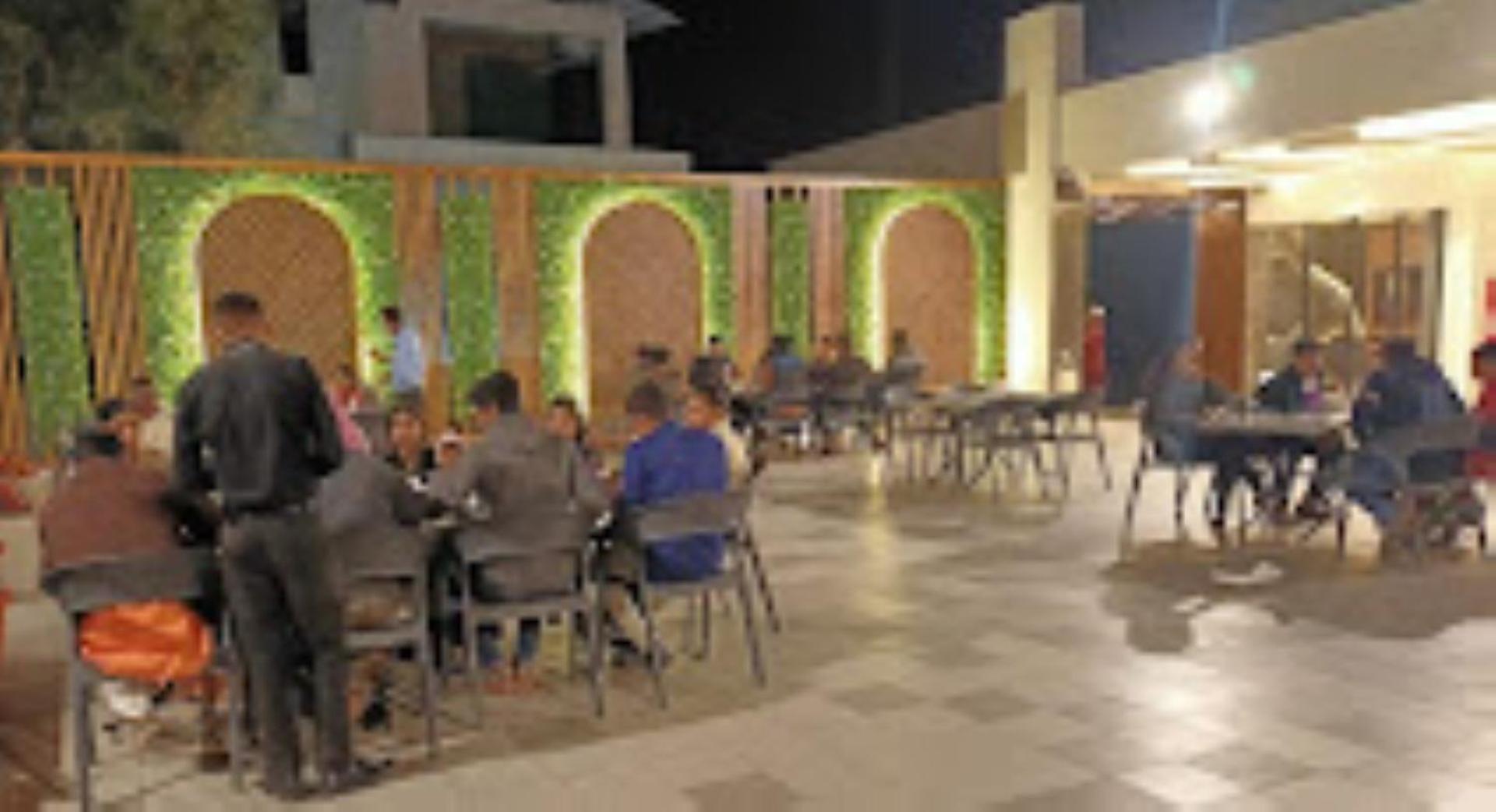 Hotel Pritam Palace , Dhule 外观 照片